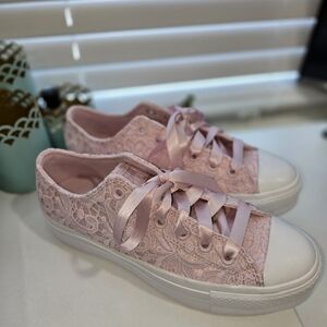 Converse Chuck Taylor All Star Lift Platform Lace Satin Laces- Summit Pink